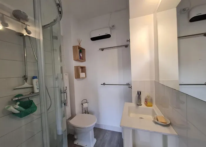 Cosy 100 M De La De Foncillon Apartmán