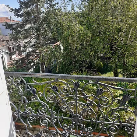 Cosy 100 M De La De Foncillon Apartment